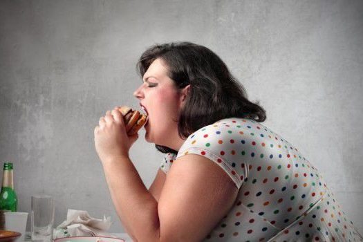 Емоционално хранене